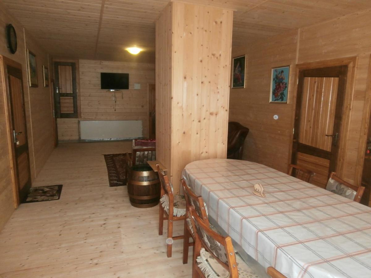 Karpatskiy Domik Izki Exterior photo